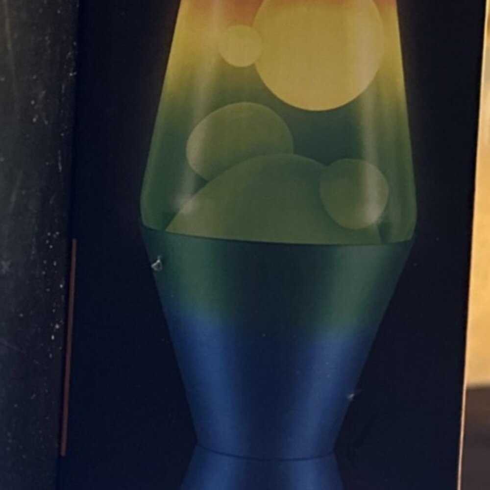 The Original Lava Lamp NEW